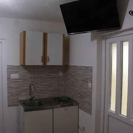 Pensión Orhideja Visoko